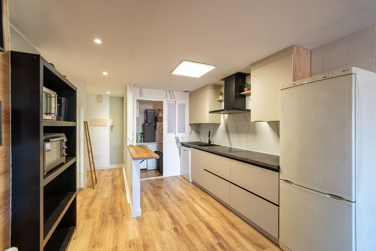 Middle Floor Apartment bilde 9