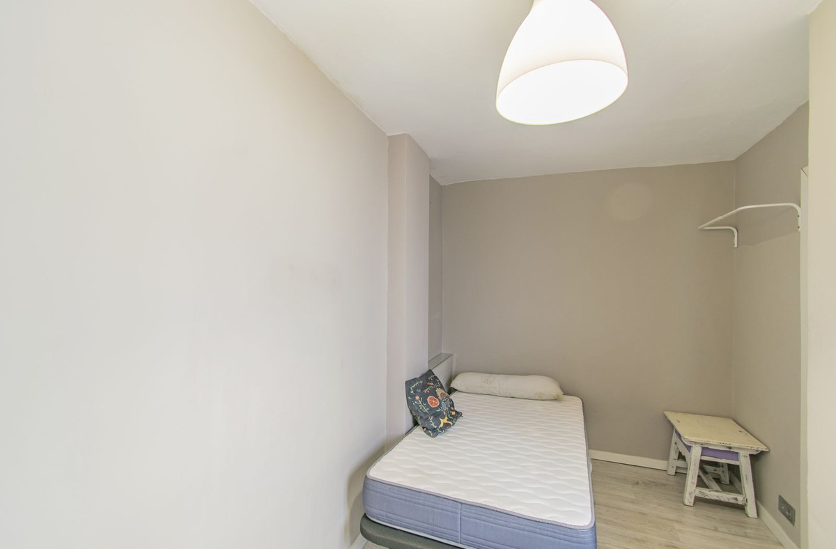 Middle Floor Apartment bilde 25