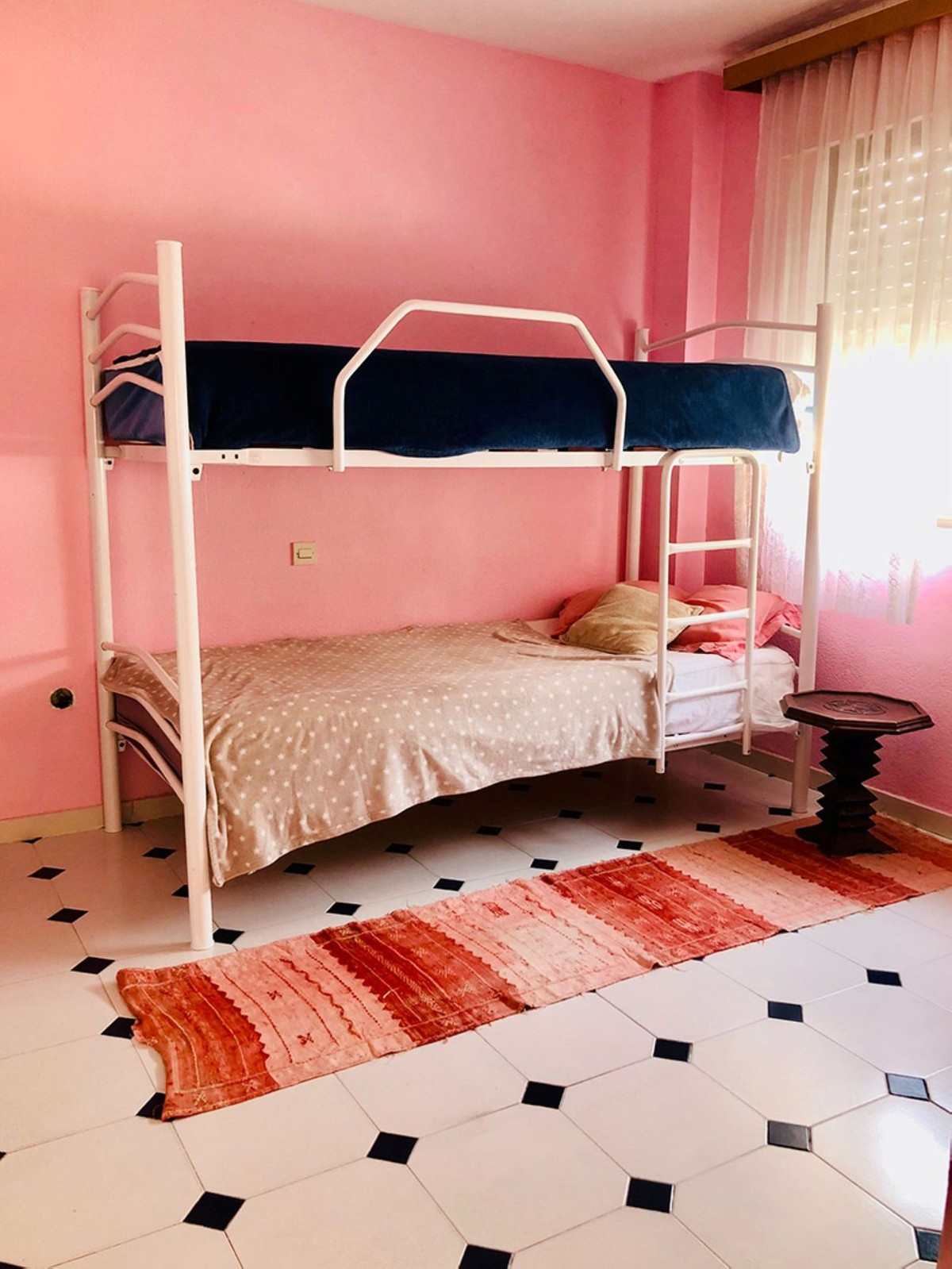 Middle Floor Apartment bilde 9