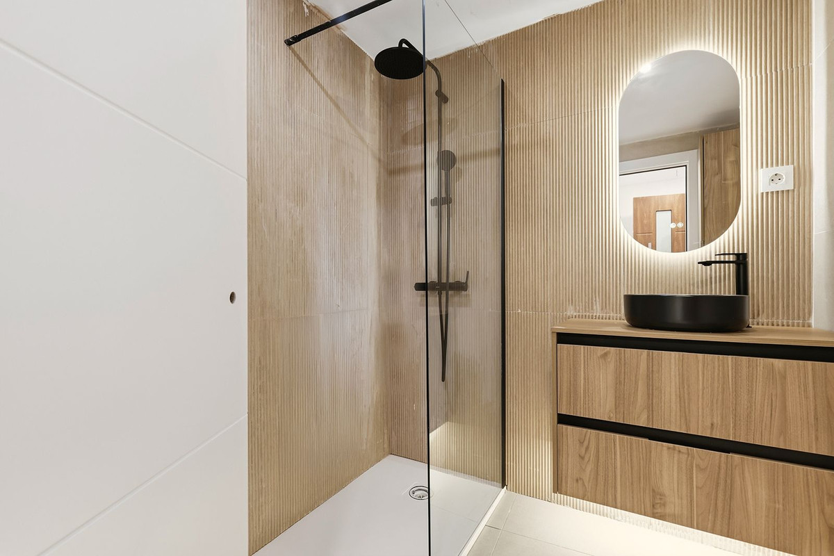 Middle Floor Apartment bilde 3