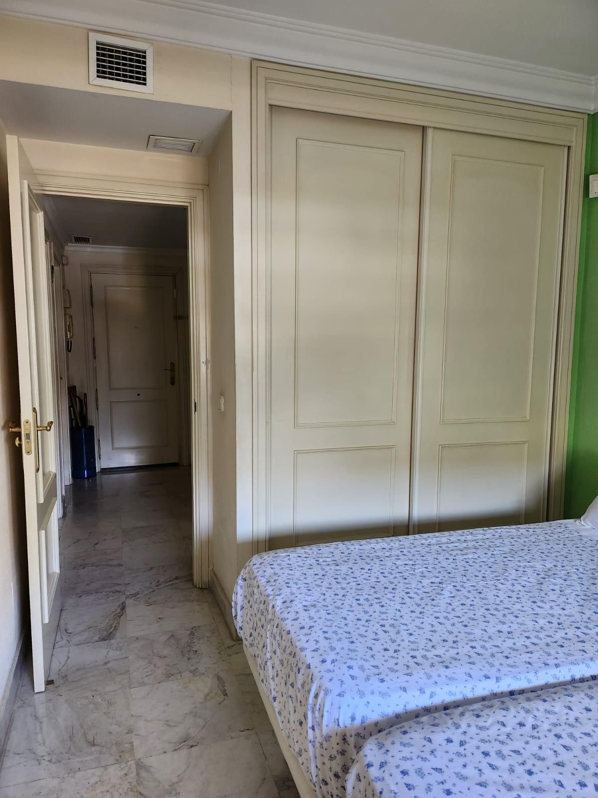 Middle Floor Apartment bilde 14