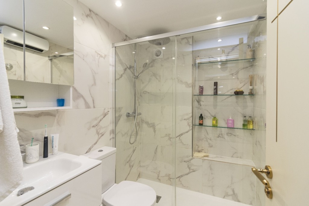 Middle Floor Apartment bilde 14