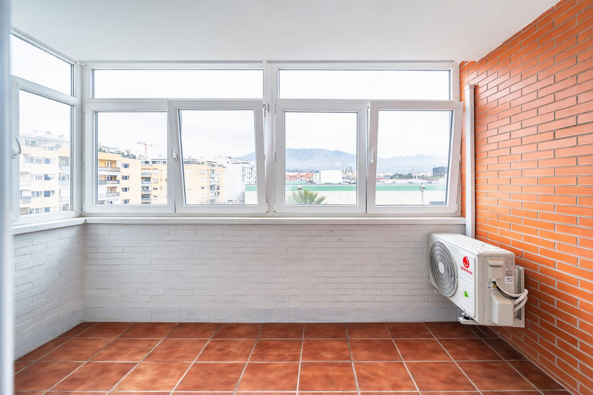 Middle Floor Apartment bilde 26