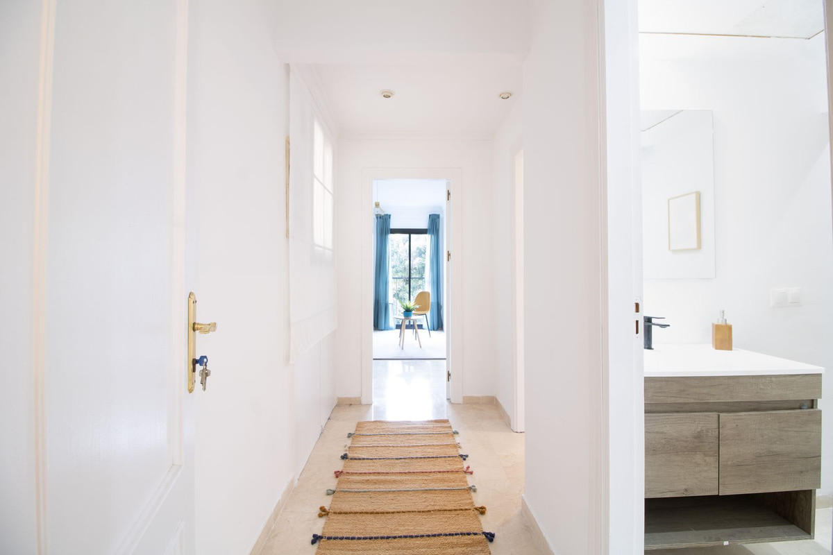 Middle Floor Apartment bilde 9
