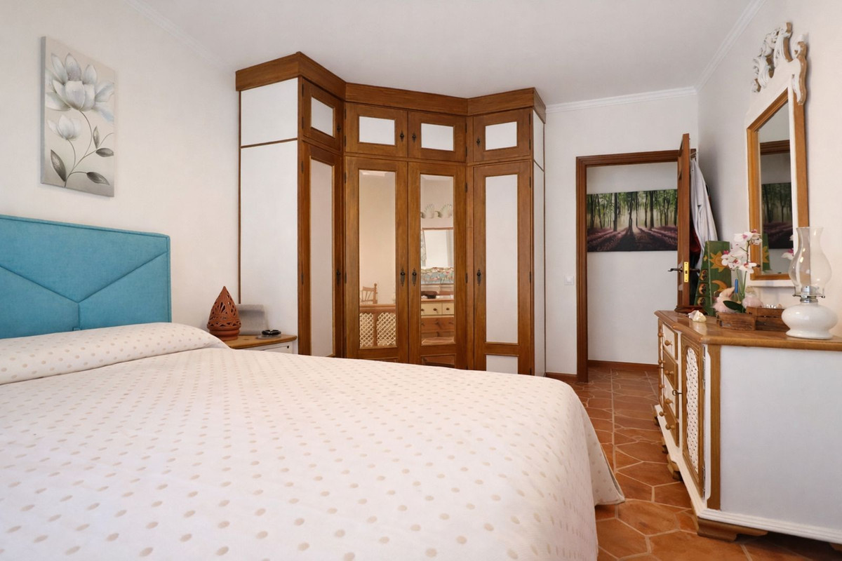 Middle Floor Apartment bilde 7