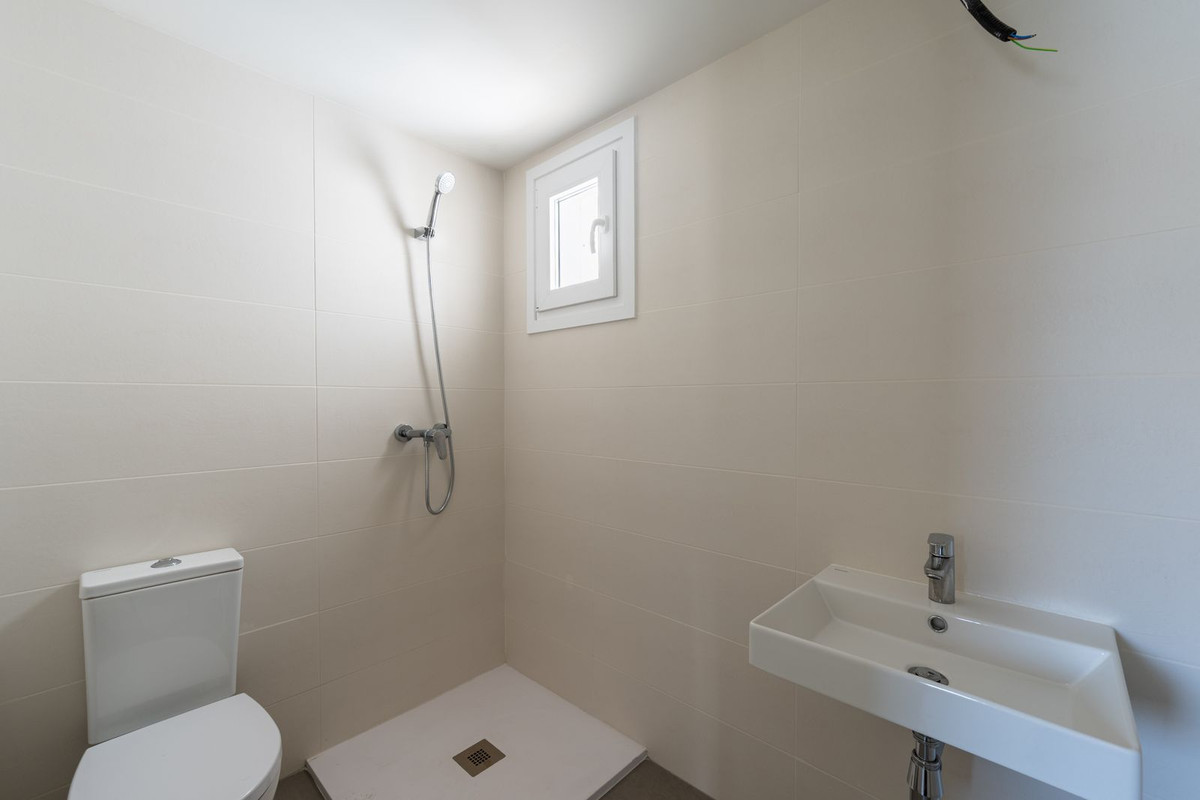 Middle Floor Apartment bilde 14