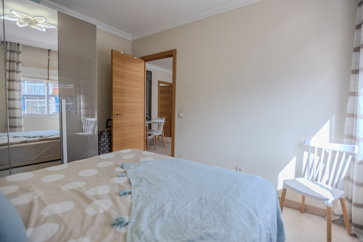 Middle Floor Apartment bilde 11