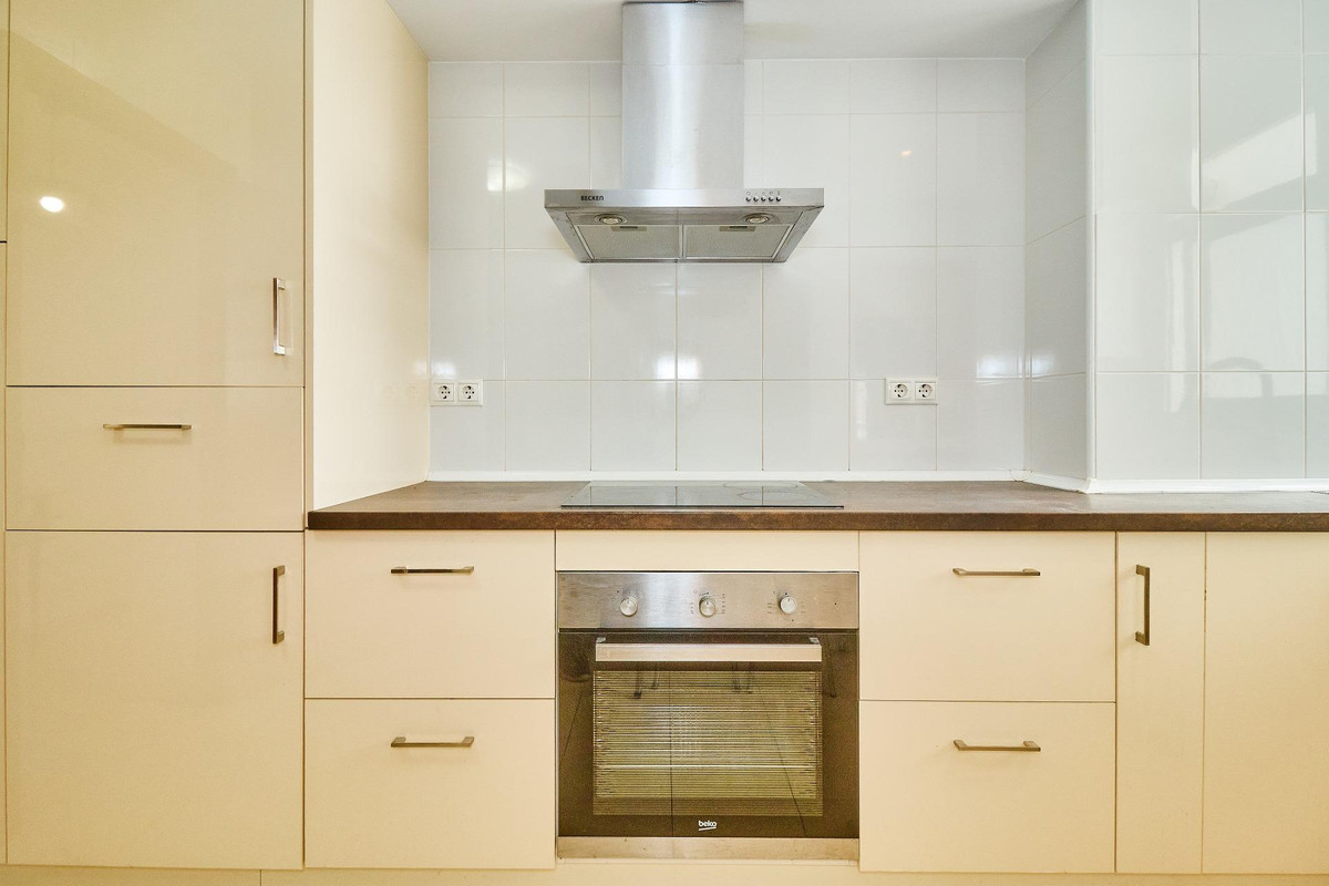 Middle Floor Apartment bilde 16