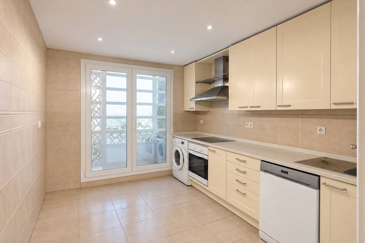 Middle Floor Apartment bilde 9