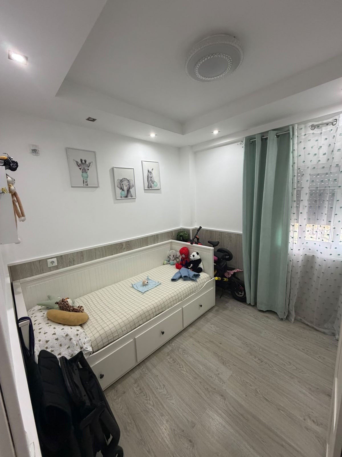 Middle Floor Apartment bilde 9