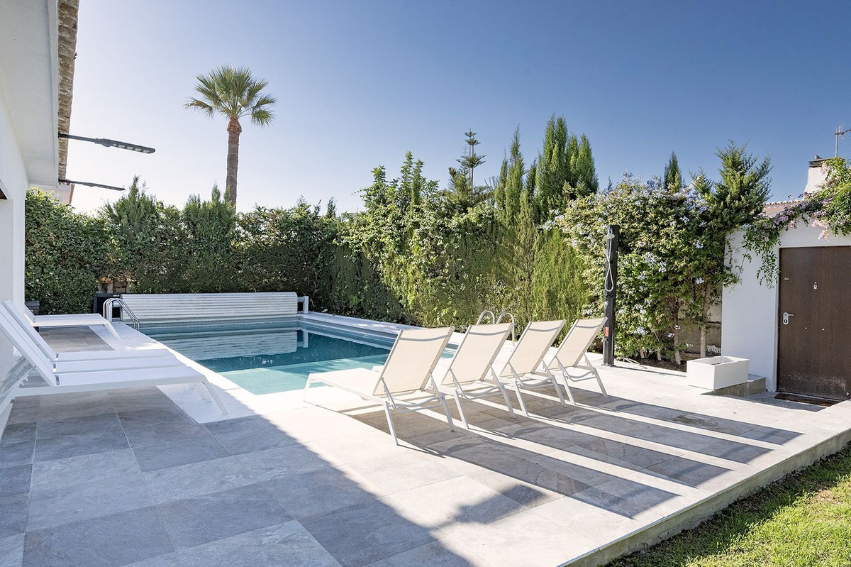 Detached Villa bilde 3