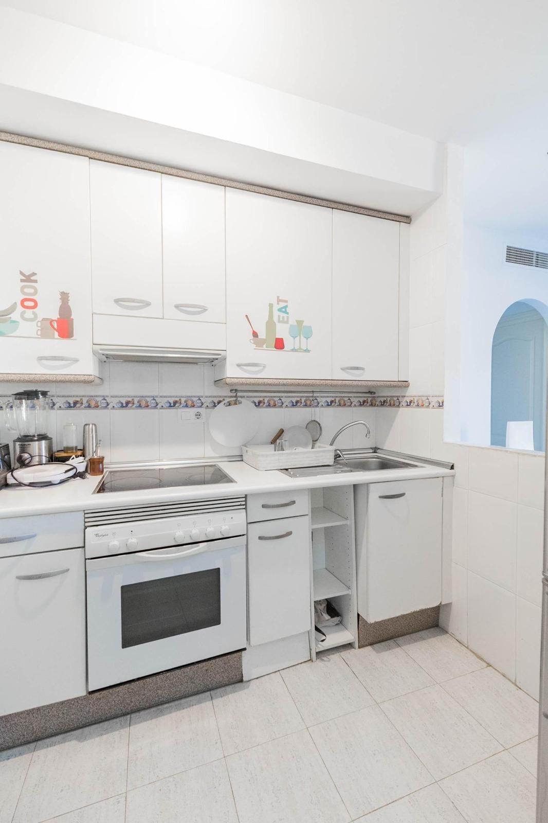 Middle Floor Apartment bilde 3
