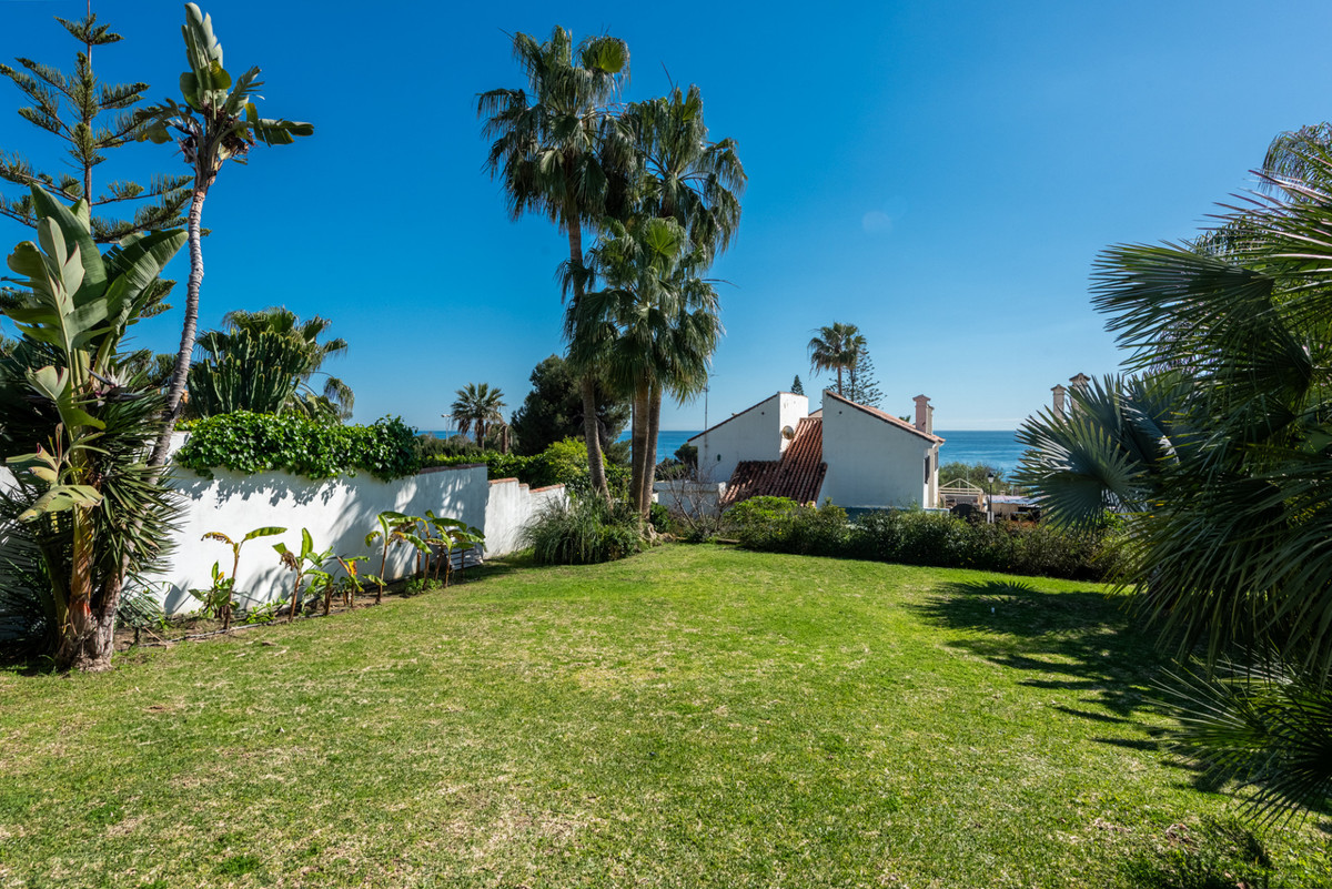 Detached Villa bilde 32