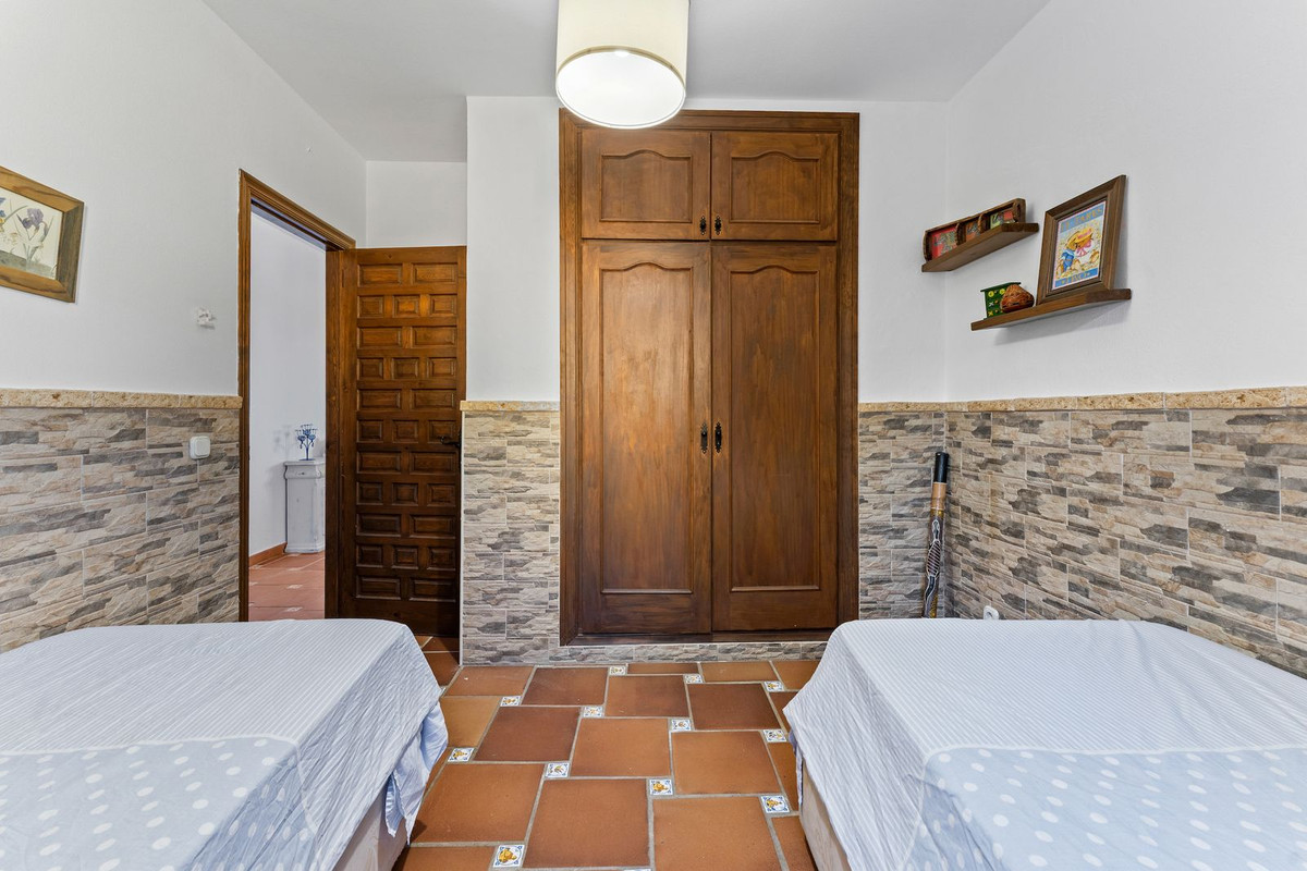 Detached Villa bilde 17
