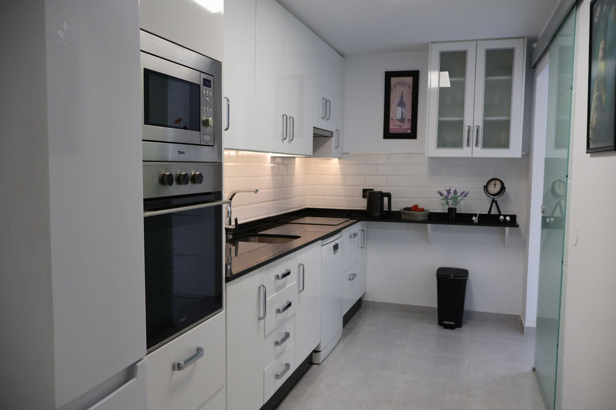 Middle Floor Apartment bilde 6