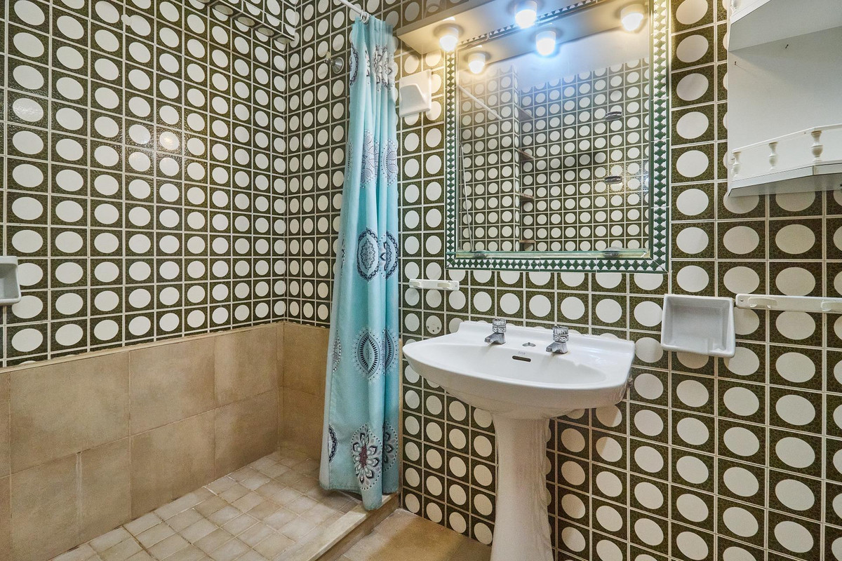 Middle Floor Apartment bilde 30