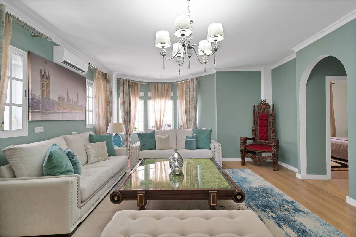 Detached Villa bilde 4