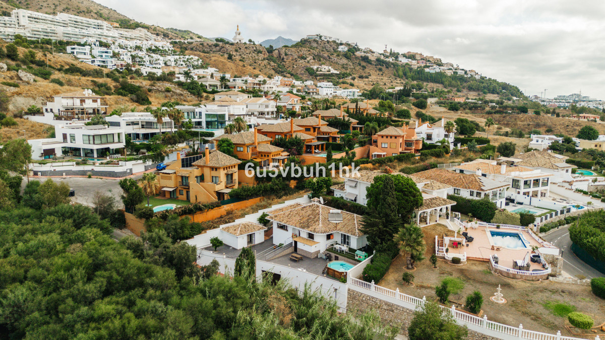Detached Villa bilde 39