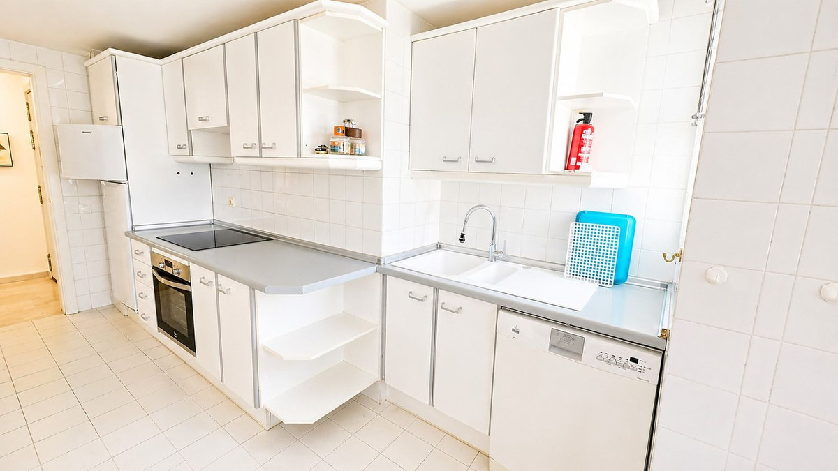 Middle Floor Apartment bilde 27