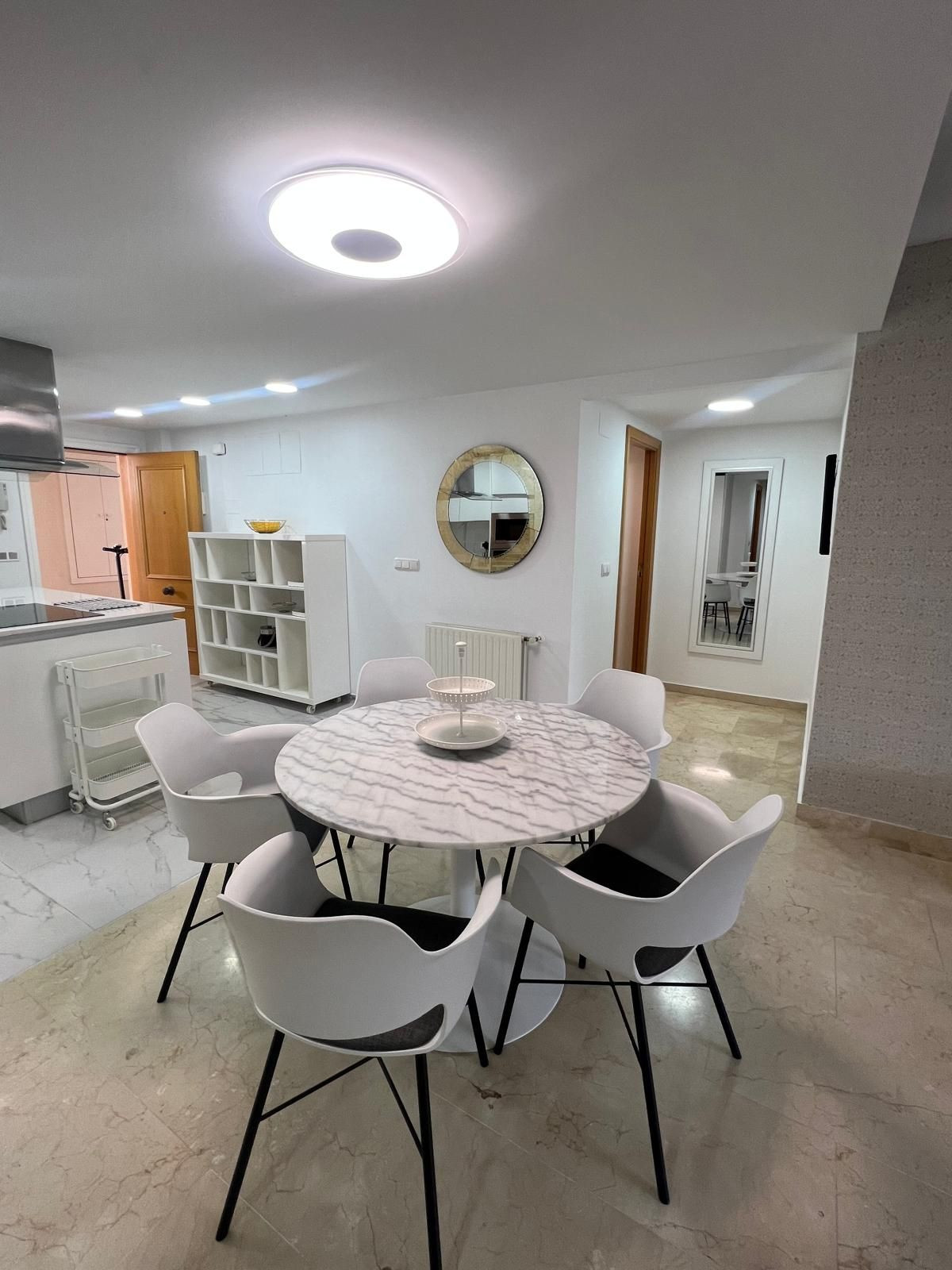 Middle Floor Apartment bilde 6