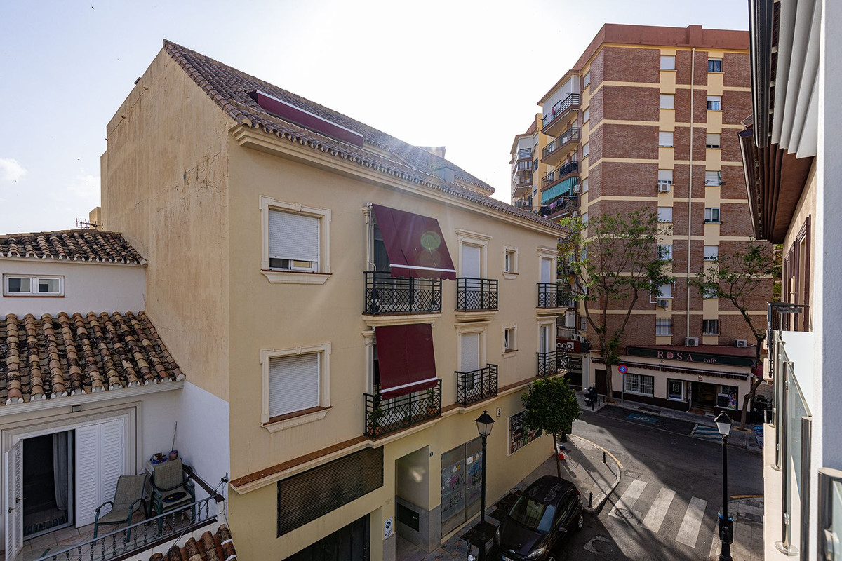 Middle Floor Apartment bilde 14