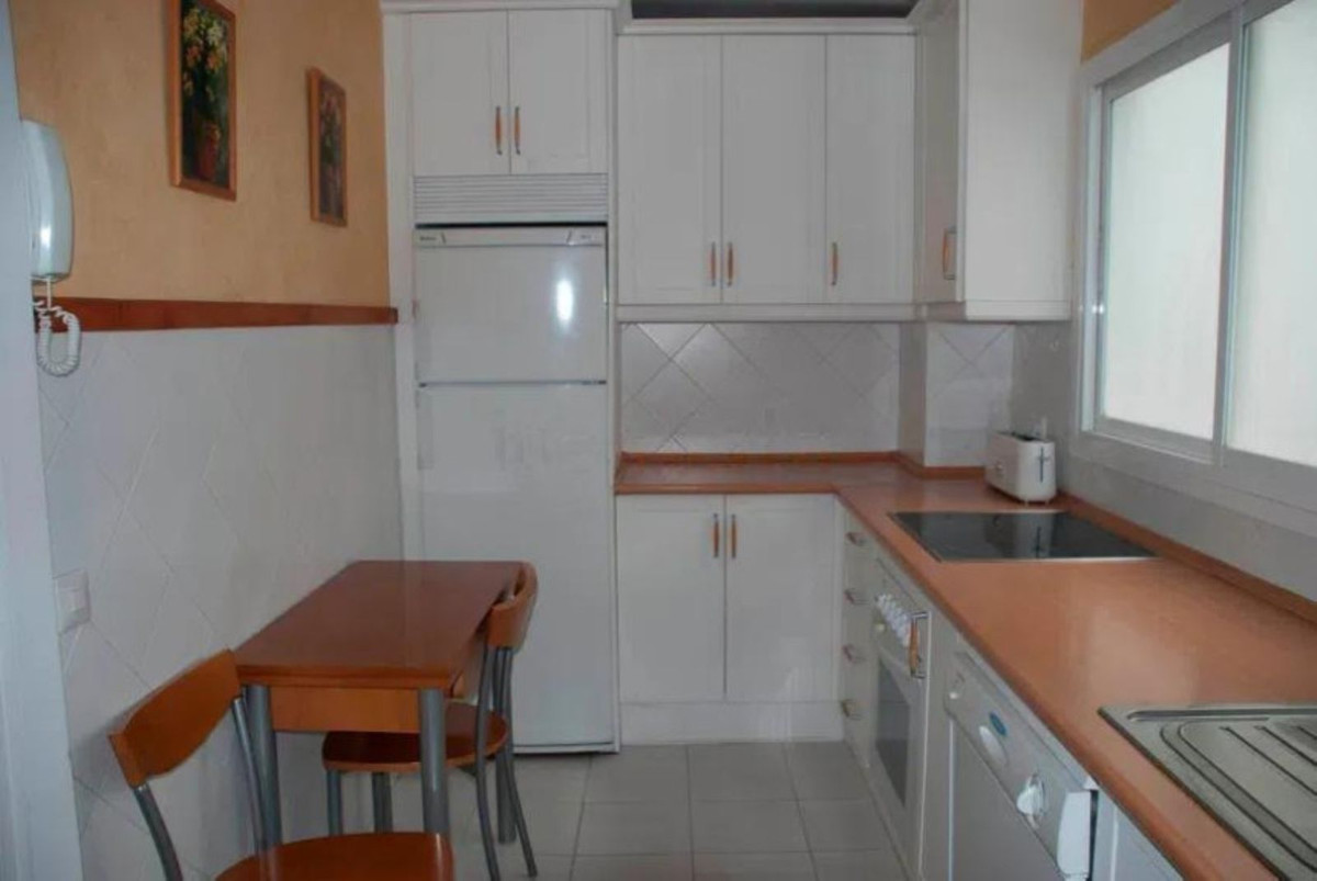Middle Floor Apartment bilde 26