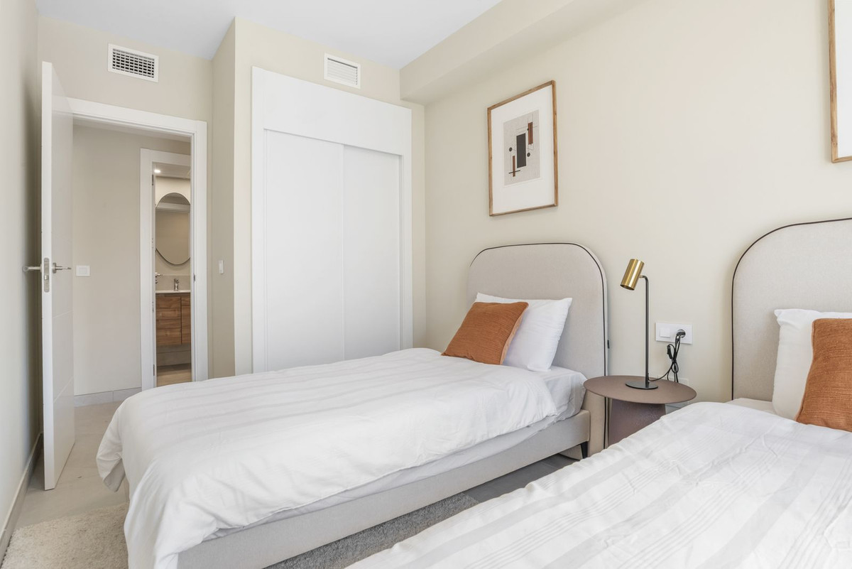 Middle Floor Apartment bilde 19