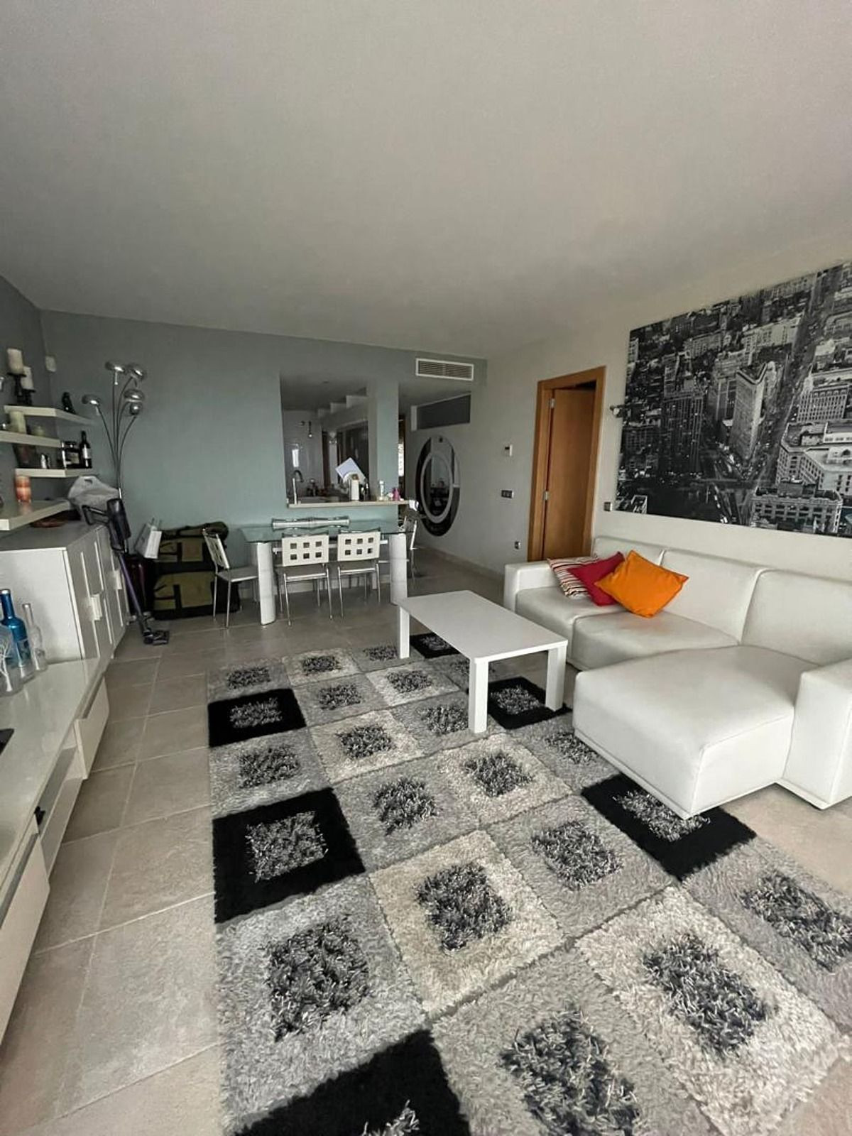 Middle Floor Apartment bilde 1