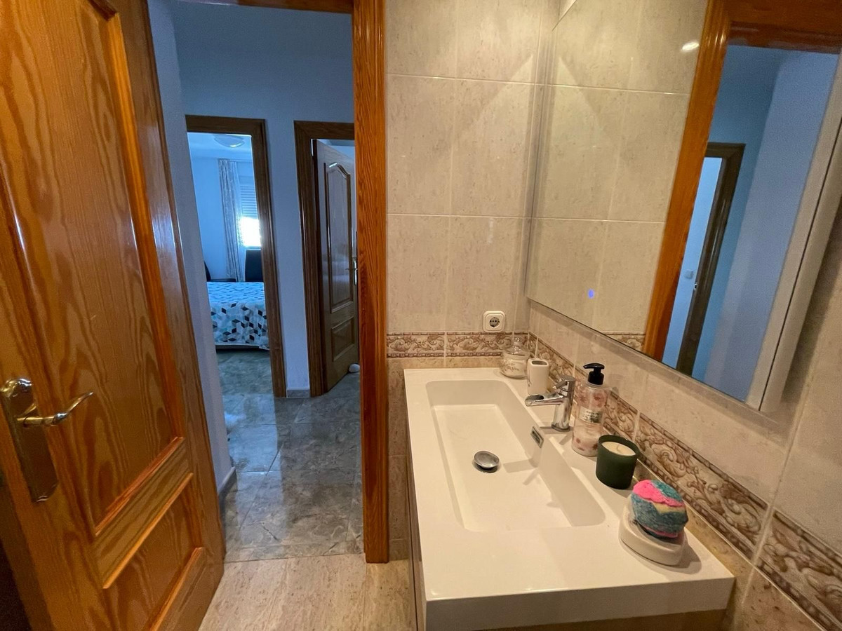 Middle Floor Apartment bilde 22