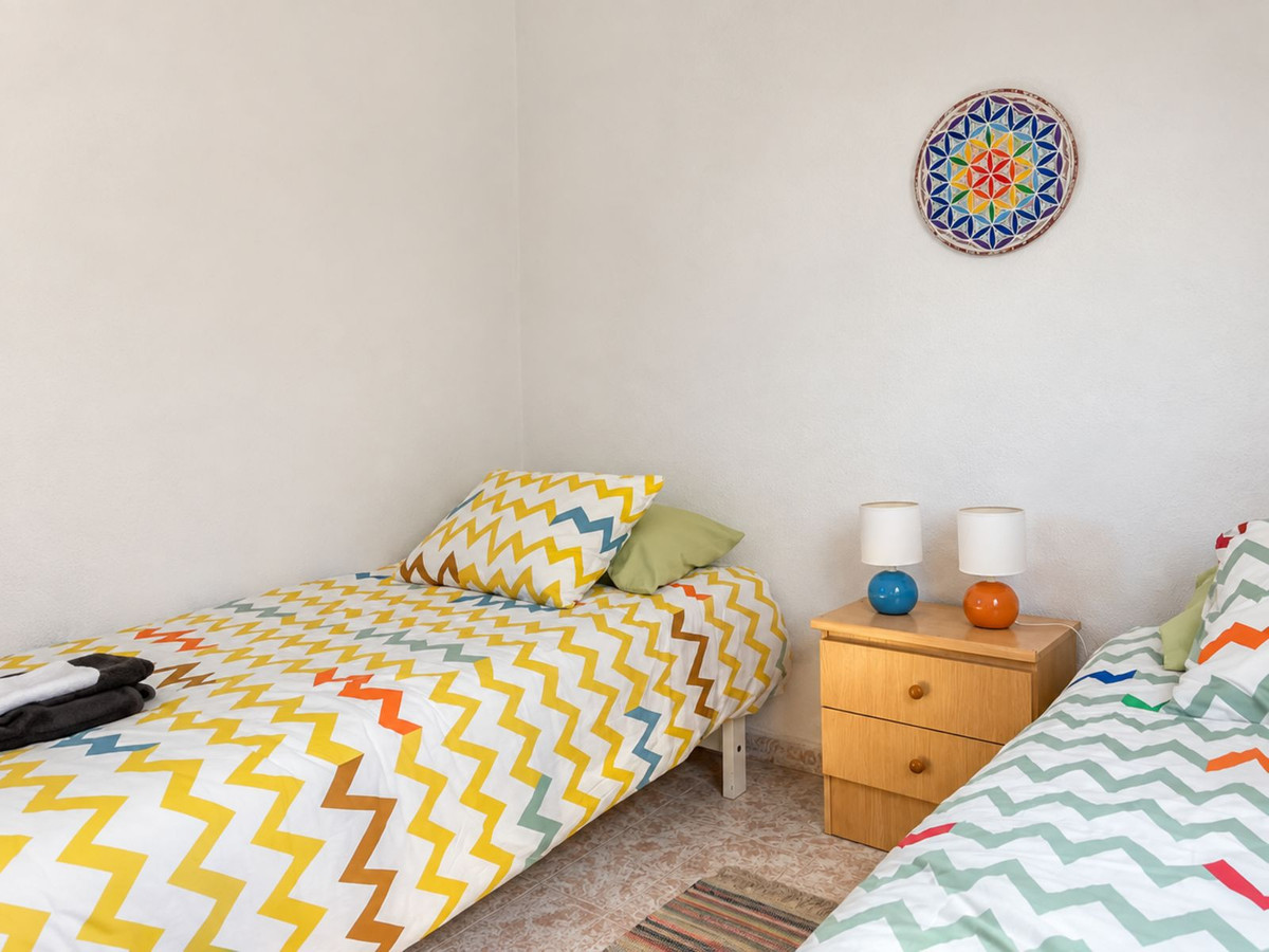 Middle Floor Apartment bilde 11