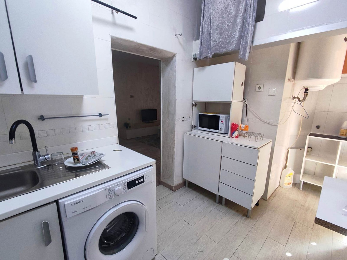 Middle Floor Apartment bilde 11