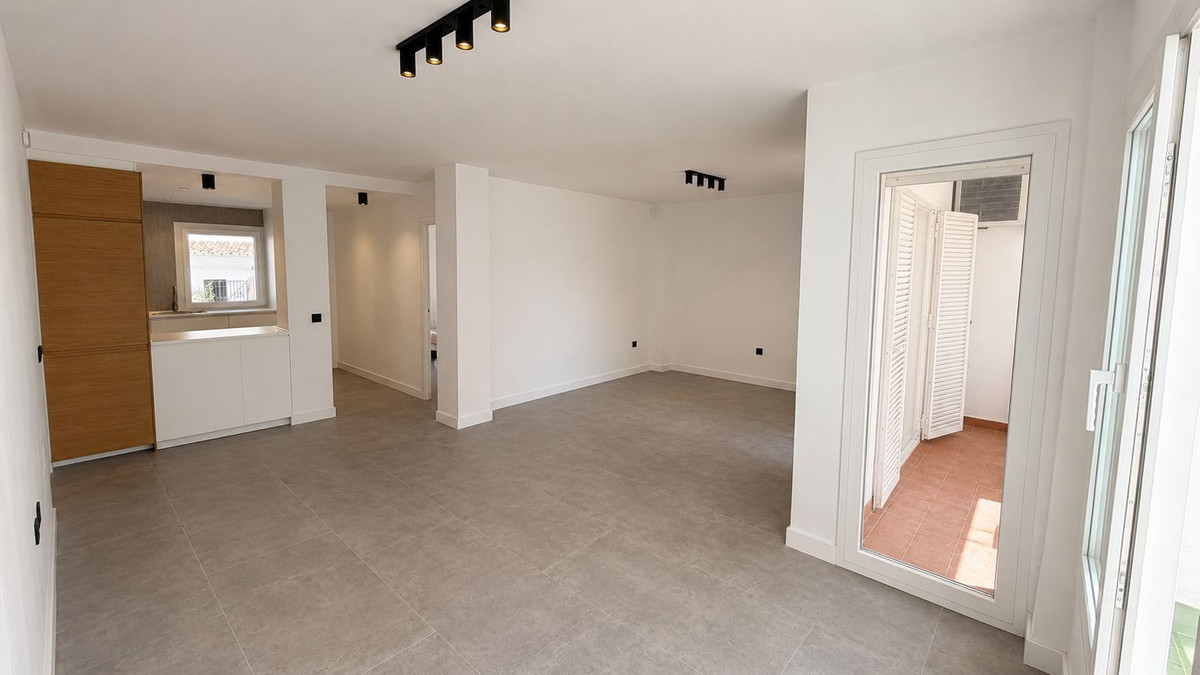 Middle Floor Apartment bilde 6