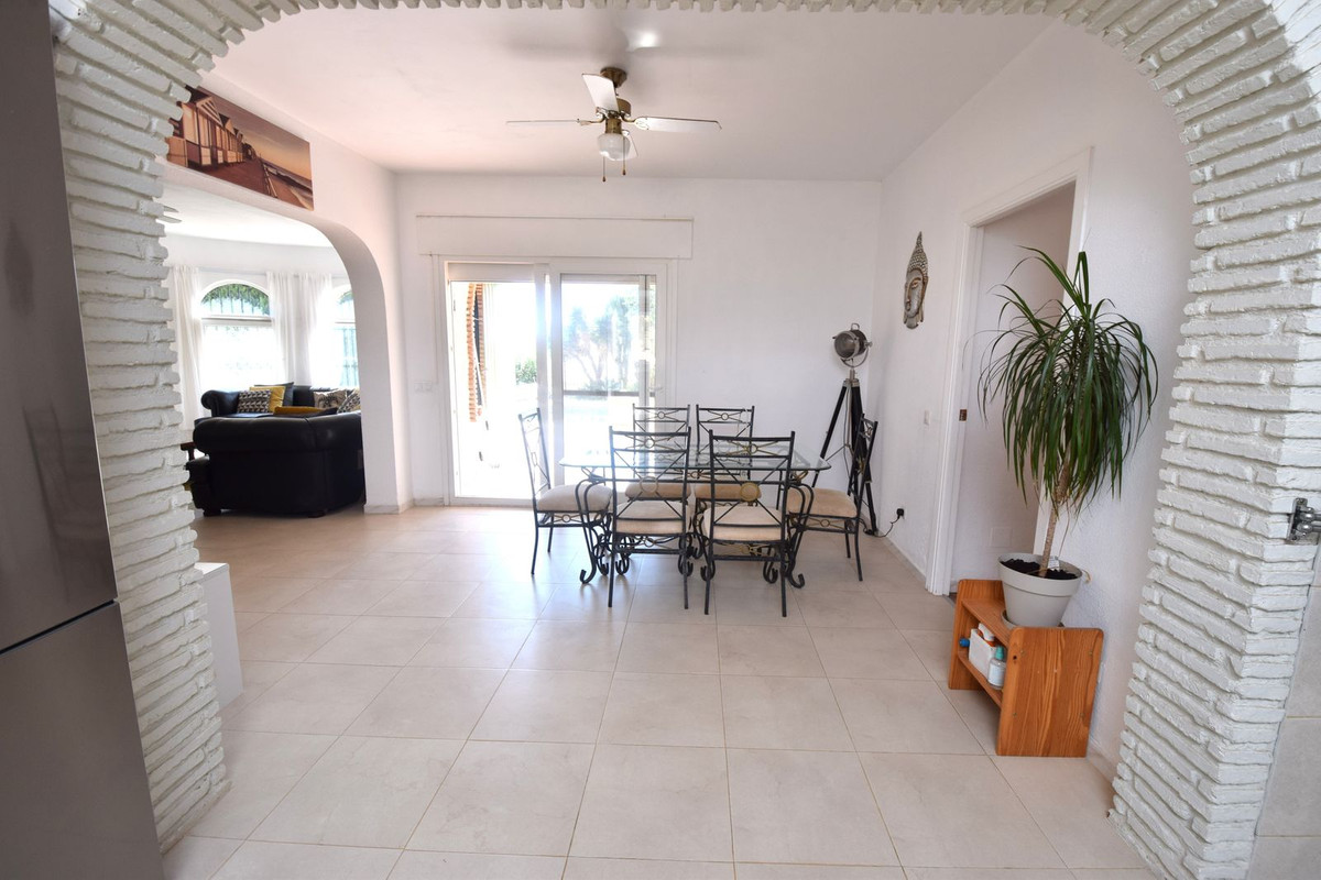 Detached Villa bilde 20