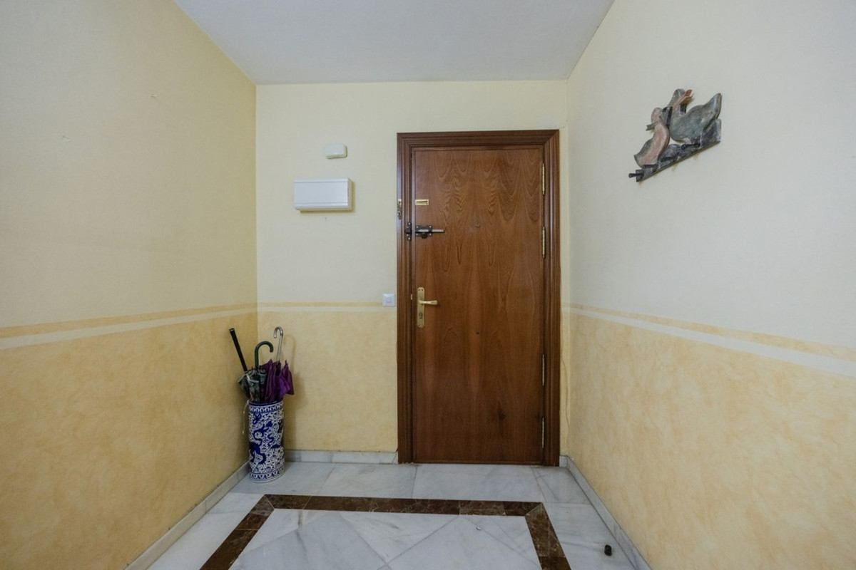 Middle Floor Apartment bilde 4
