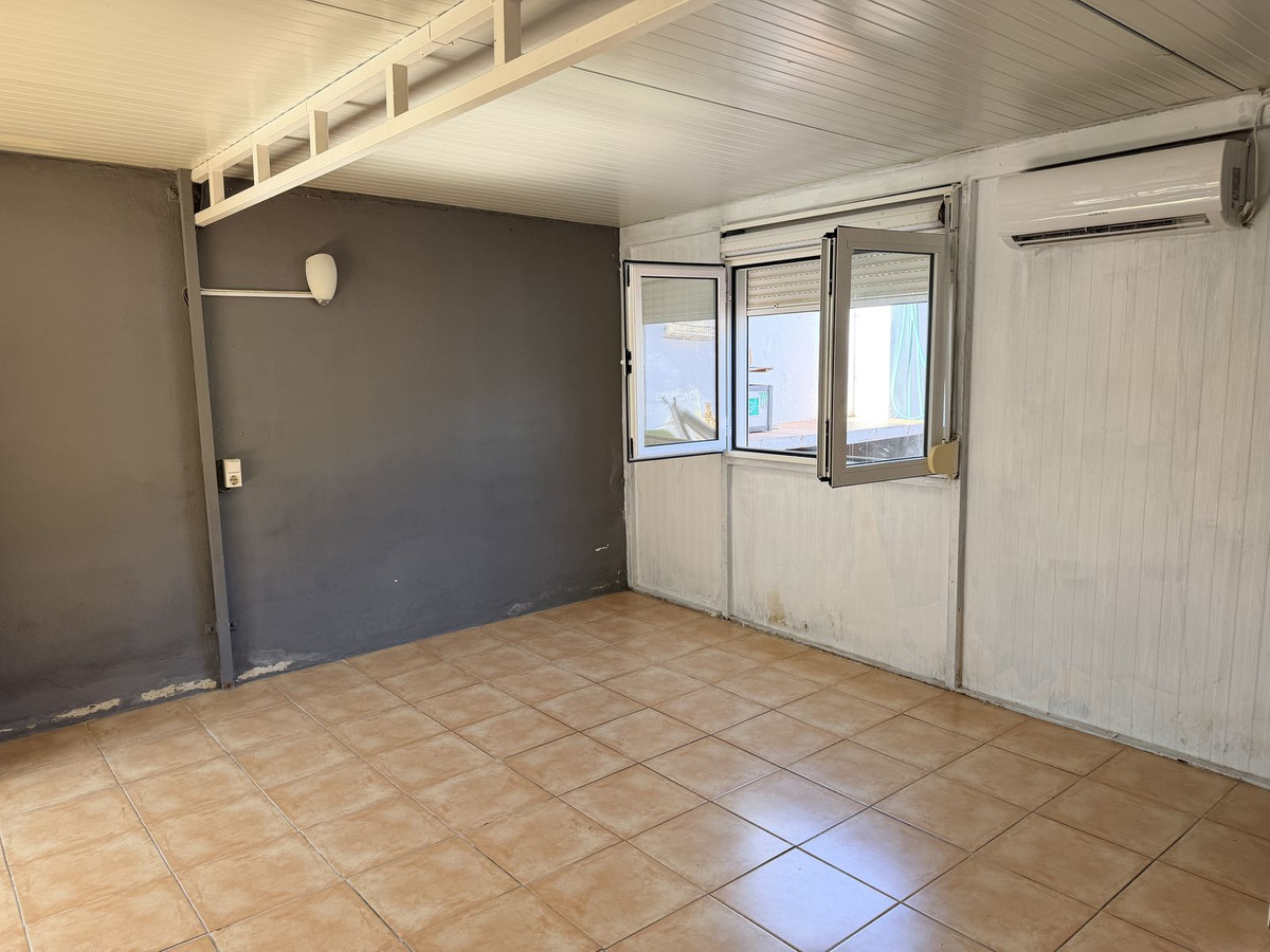 Middle Floor Apartment bilde 16