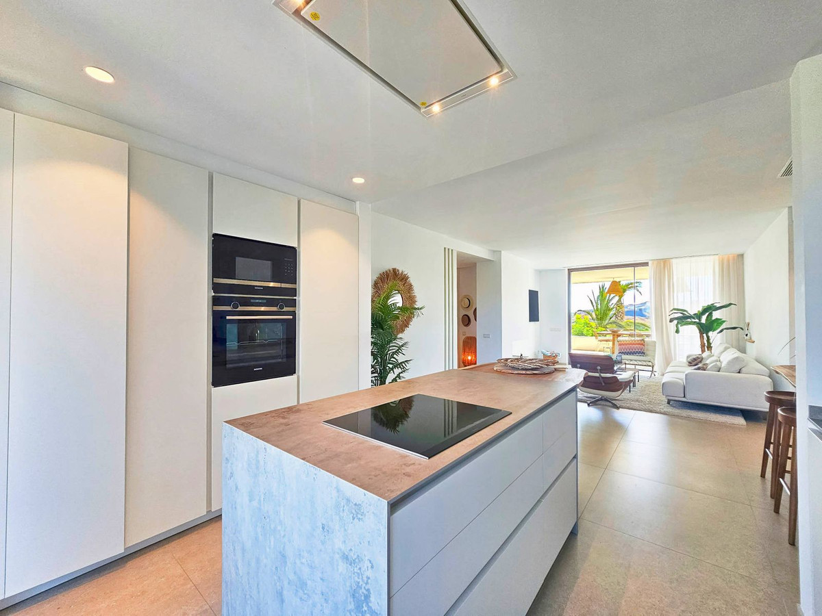 Middle Floor Apartment bilde 10