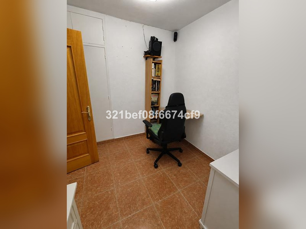 Middle Floor Apartment bilde 12