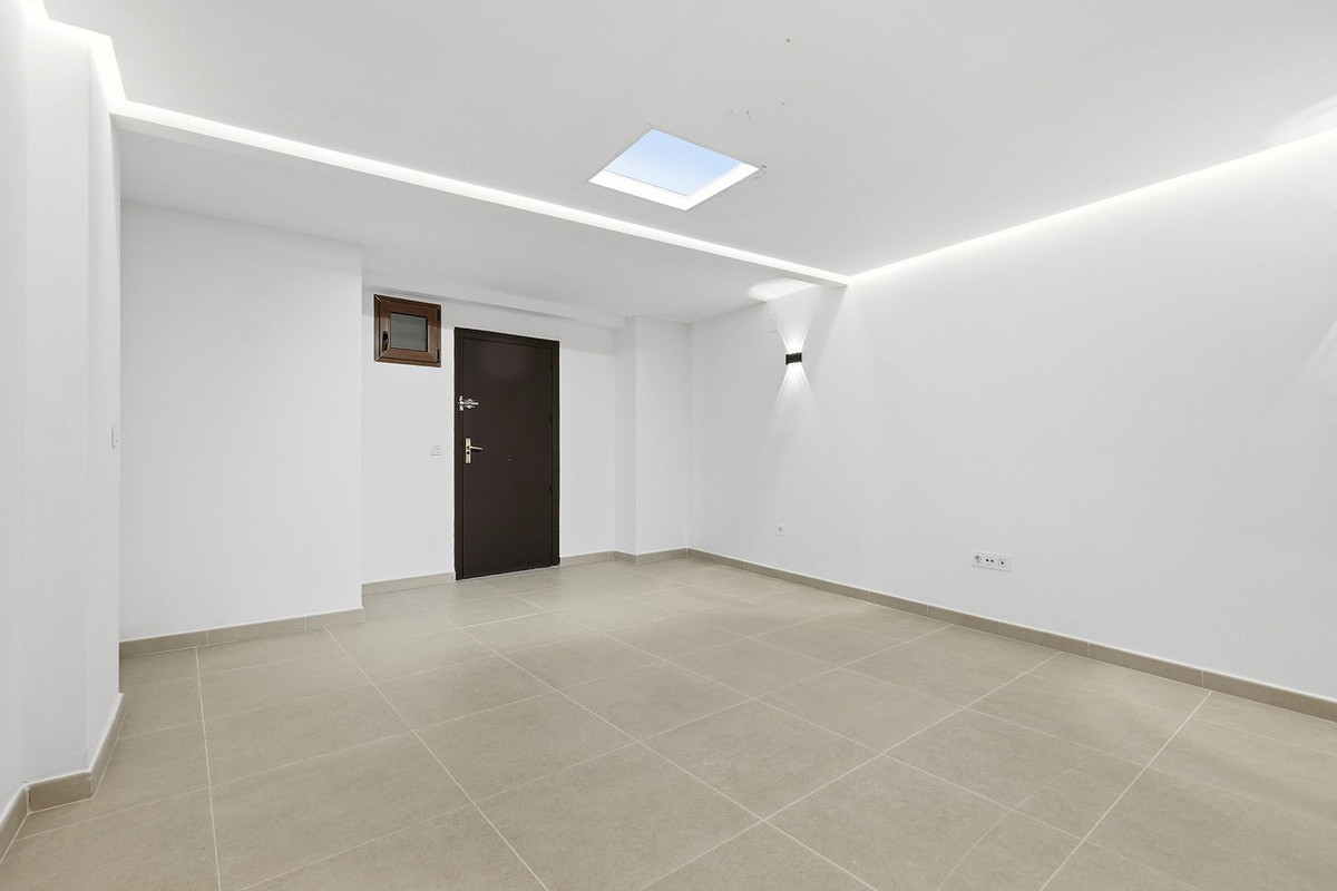 Middle Floor Apartment bilde 6