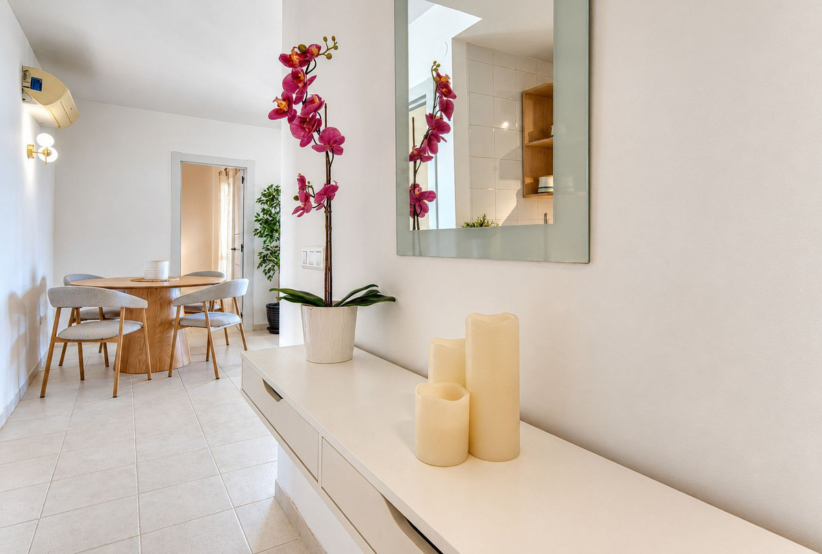 Middle Floor Apartment bilde 12