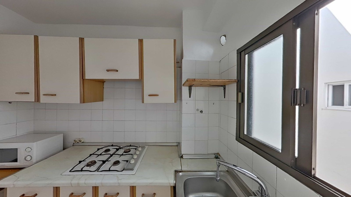 Middle Floor Apartment bilde 8