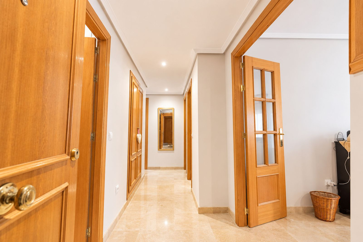 Middle Floor Apartment bilde 34
