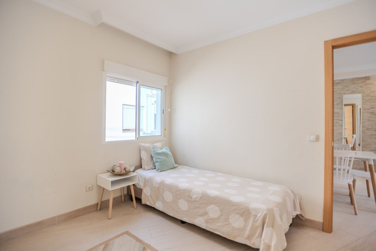 Middle Floor Apartment bilde 7