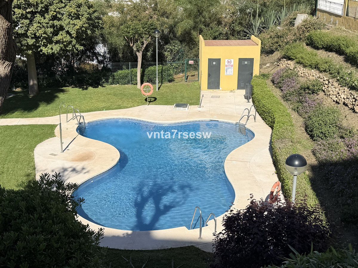 Middle Floor Apartment bilde 48