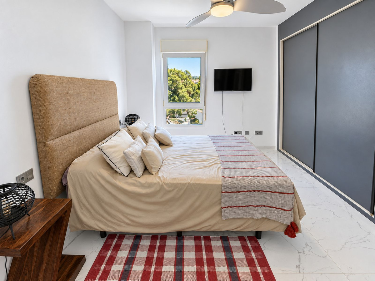 Middle Floor Apartment bilde 11