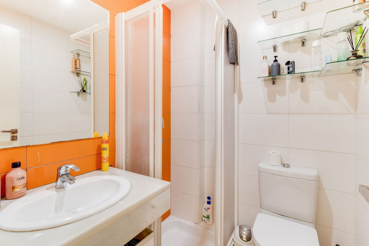 Middle Floor Apartment bilde 22