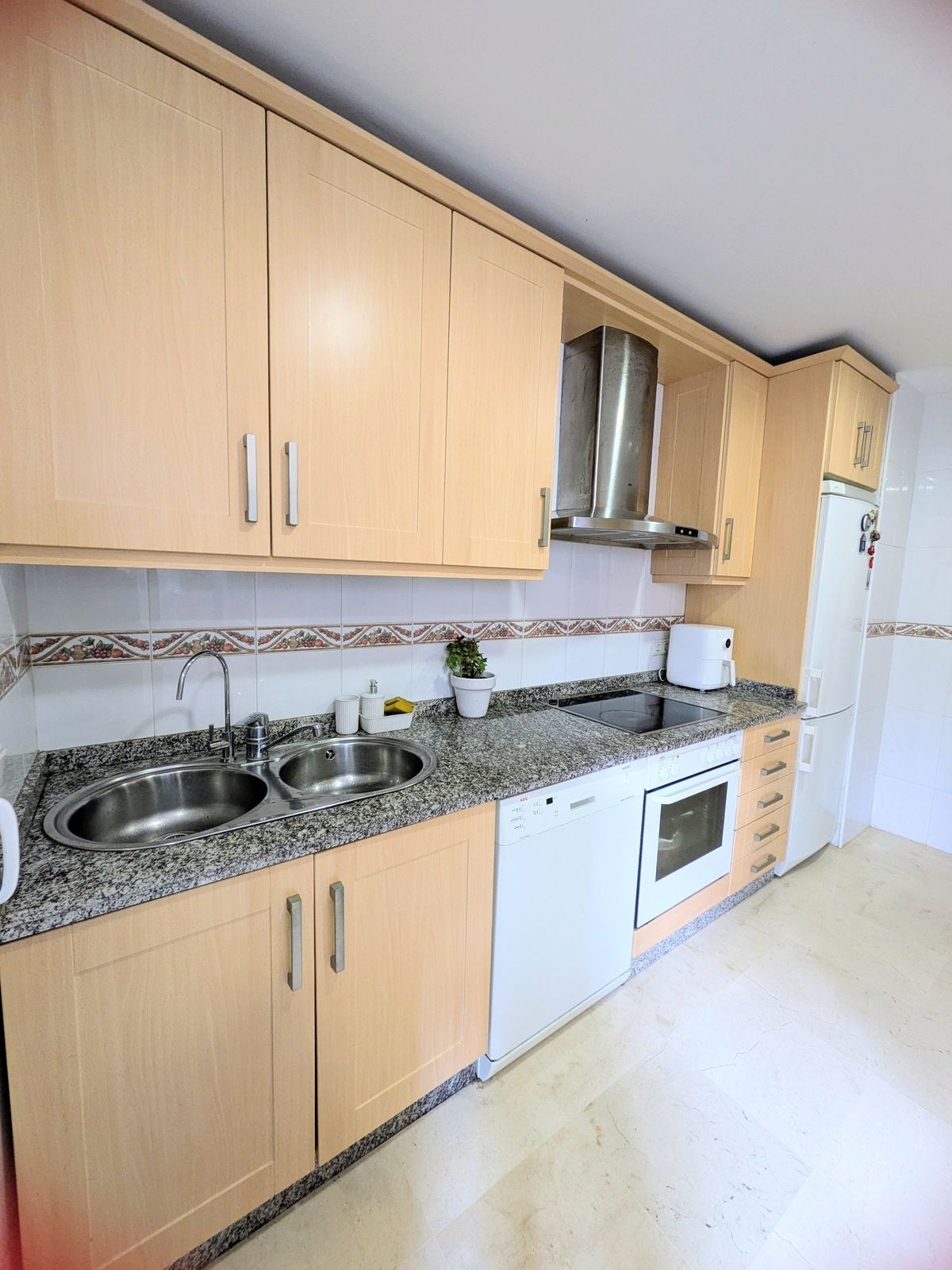 Middle Floor Apartment bilde 7