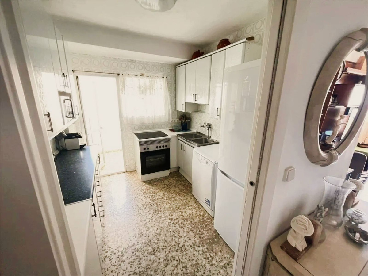 Middle Floor Apartment bilde 8