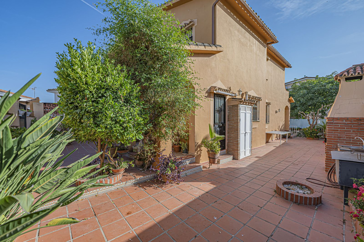 Detached Villa bilde 4