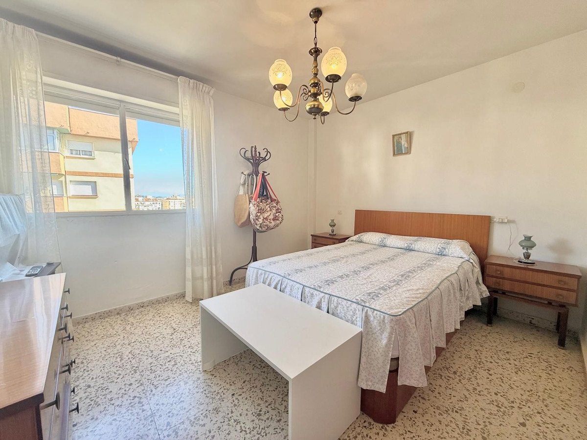 Middle Floor Apartment bilde 8