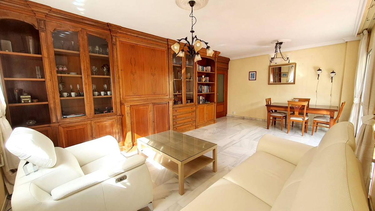Middle Floor Apartment bilde 9